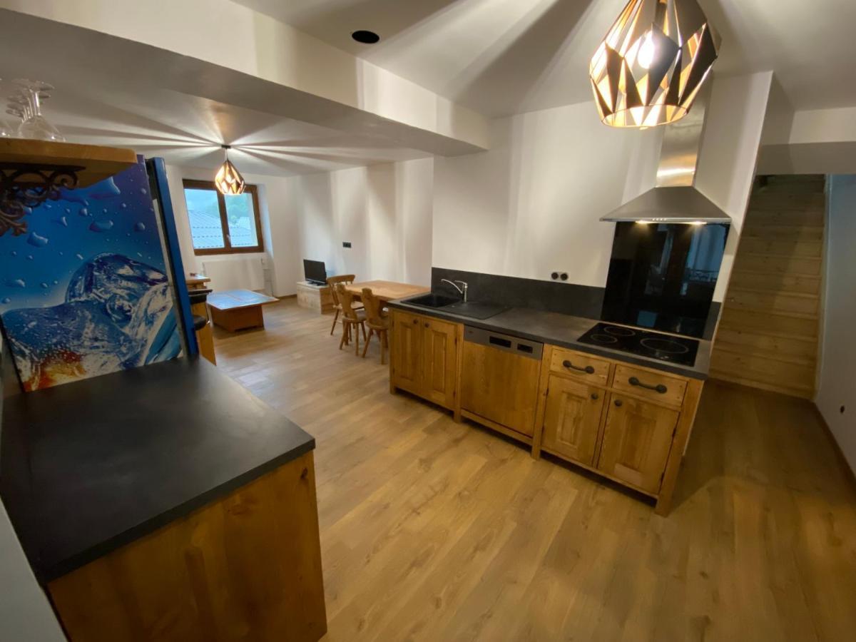 Appartement 75M2 Duplex Au Coeur Du Village De Queige Exteriör bild
